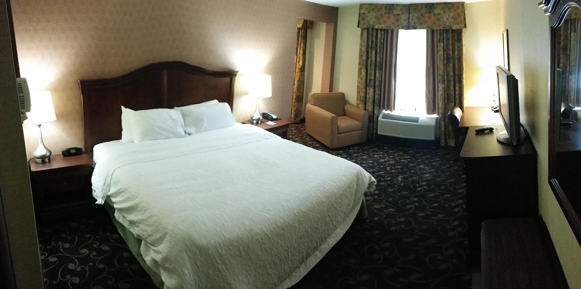 Hampton By Hilton Brattleboro Exterior foto