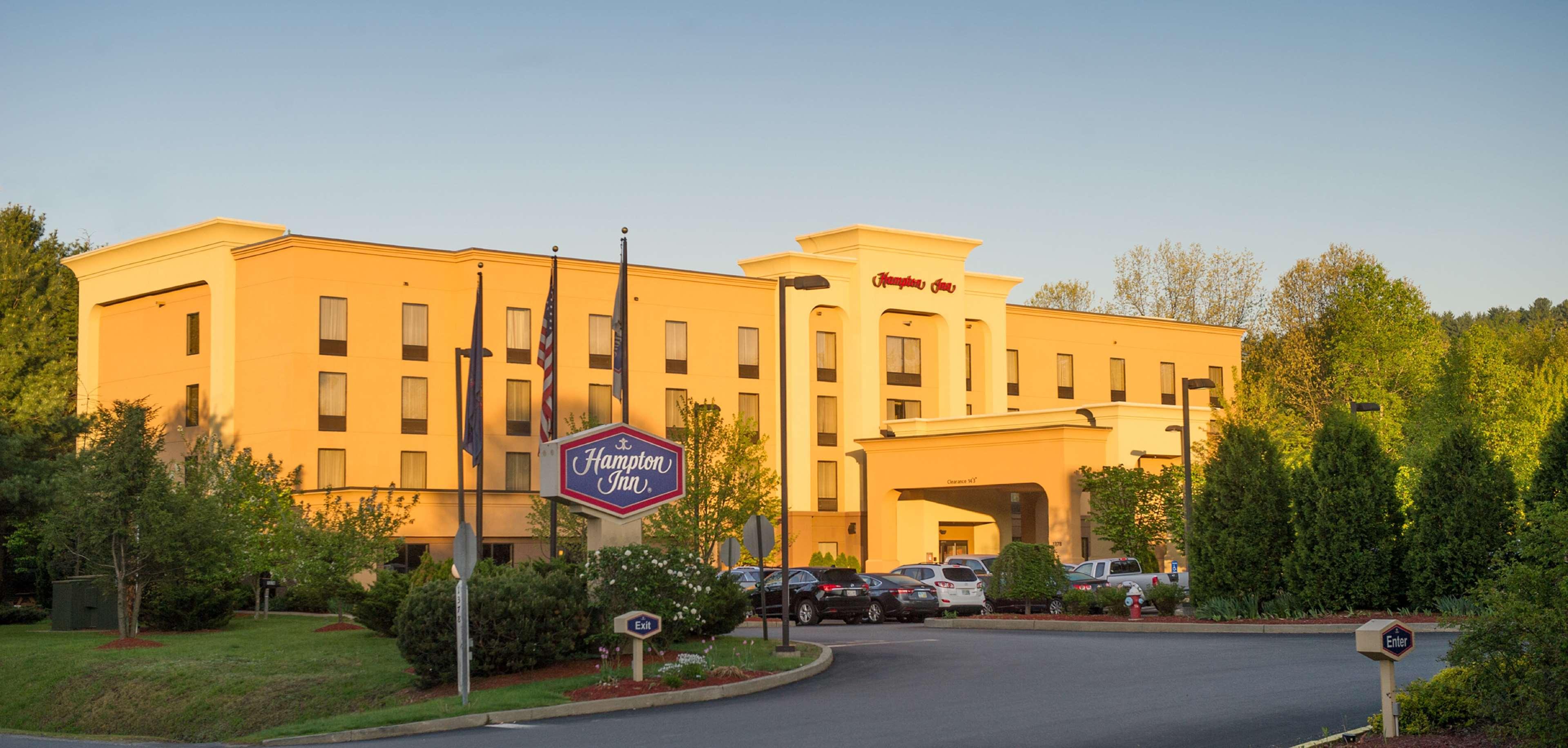 Hampton By Hilton Brattleboro Exterior foto