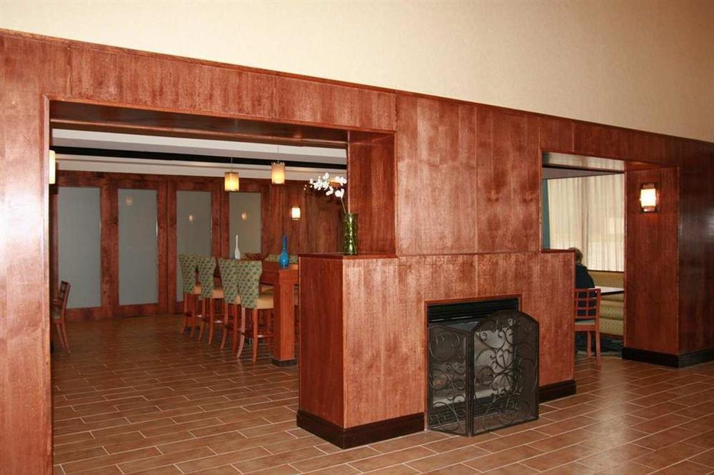 Hampton By Hilton Brattleboro Interior foto