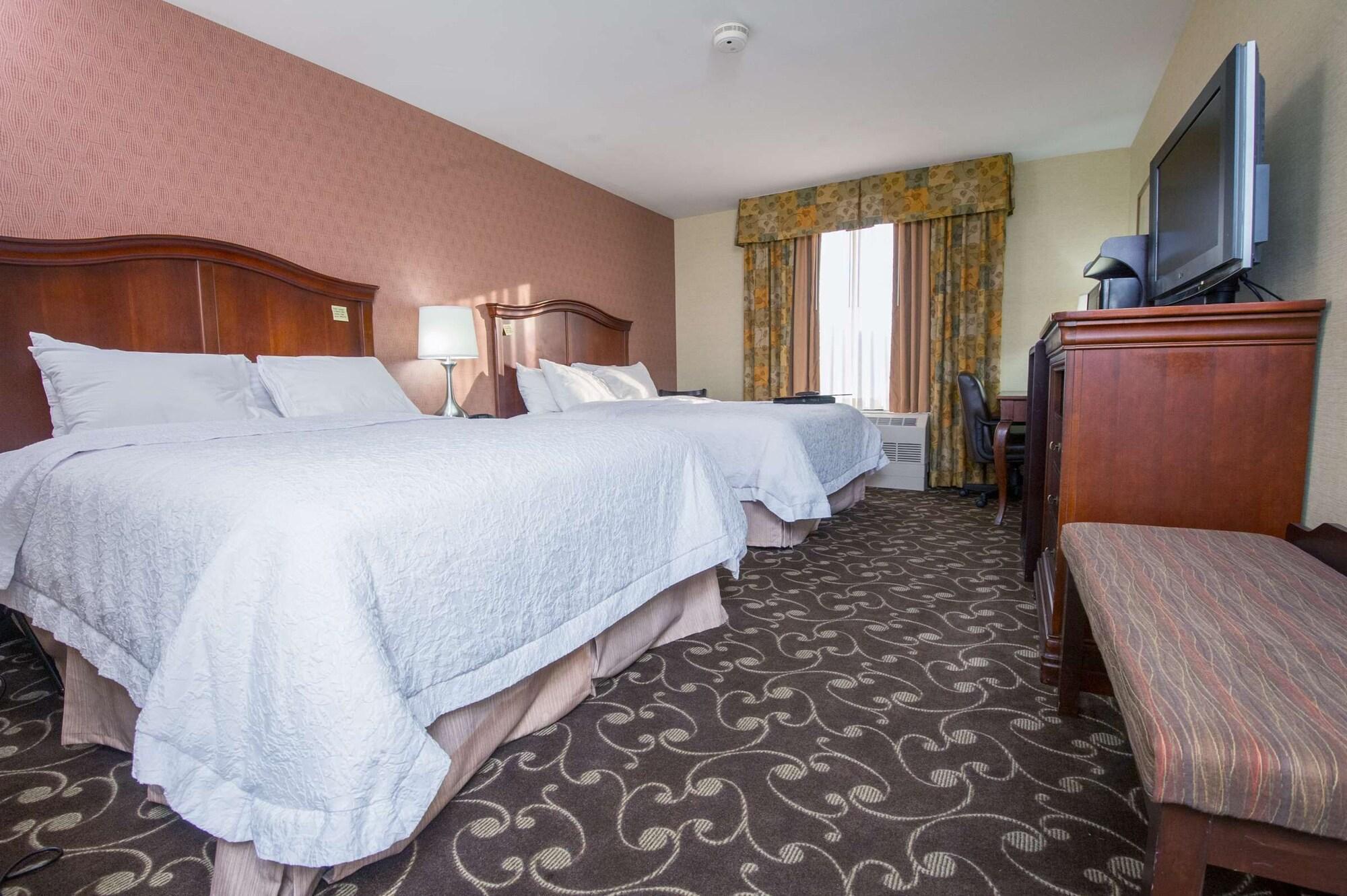Hampton By Hilton Brattleboro Exterior foto